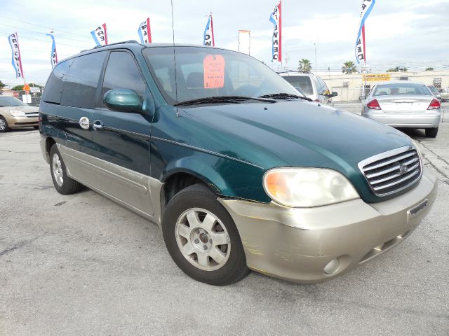 2002 Kia Sedona Open-top