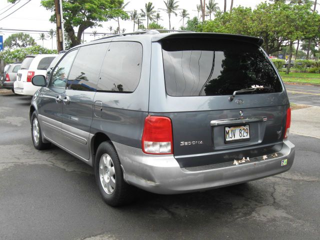 2002 Kia Sedona Open-top