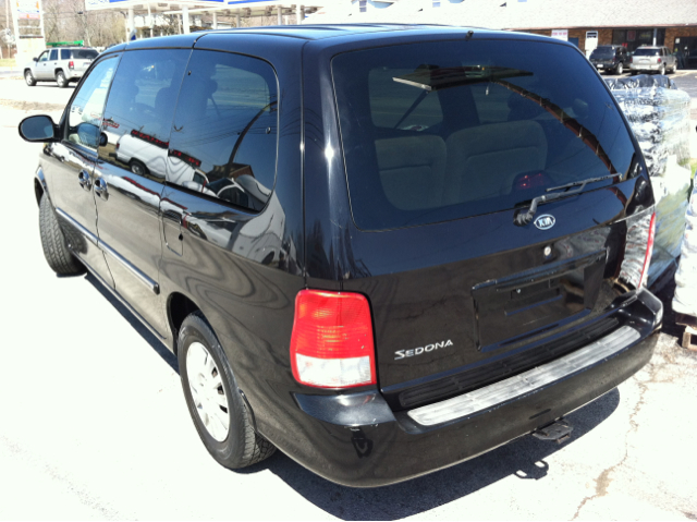 2002 Kia Sedona Hauler