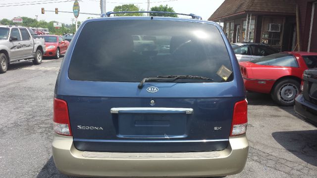 2002 Kia Sedona Open-top