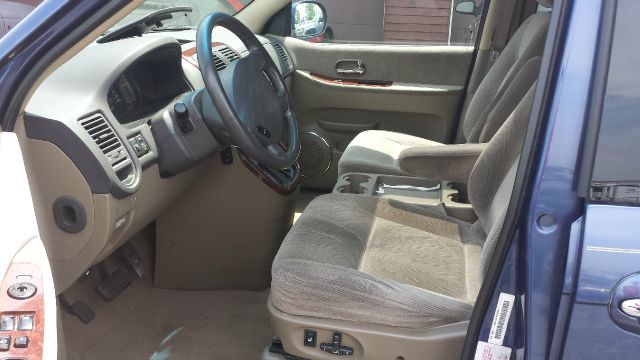 2002 Kia Sedona Open-top