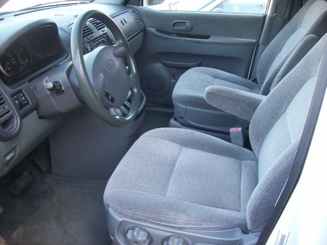 2002 Kia Sedona Elk Conversion Van