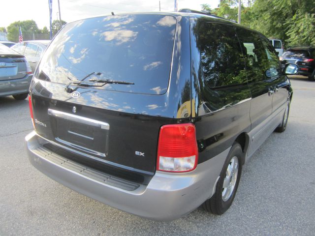 2002 Kia Sedona Open-top