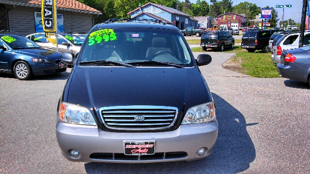 2003 Kia Sedona Elk Conversion Van