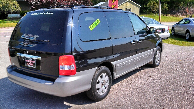2003 Kia Sedona Elk Conversion Van