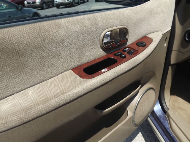 2003 Kia Sedona Carpet Cleaning Vancall NOW