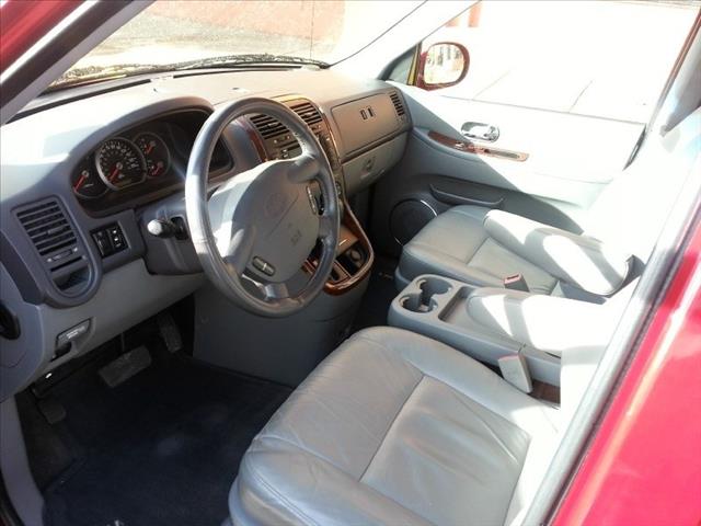 2003 Kia Sedona SL Regular Cab 2WD