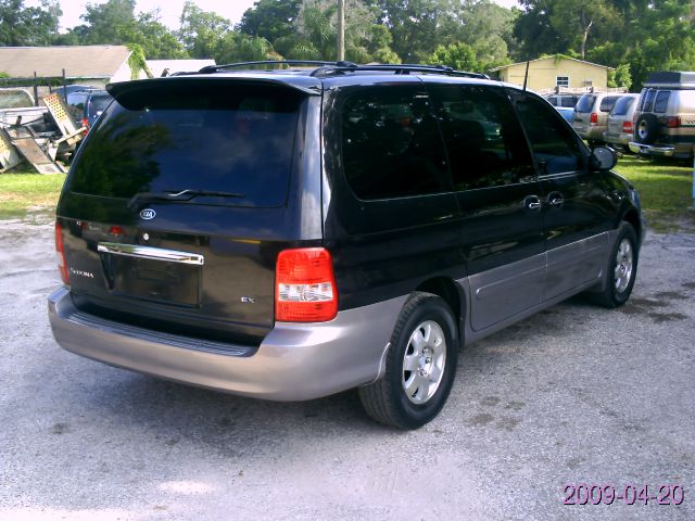 2003 Kia Sedona Open-top