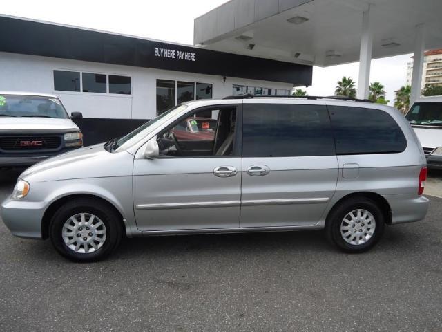 2003 Kia Sedona Open-top