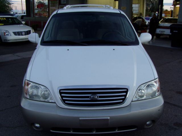2003 Kia Sedona Open-top