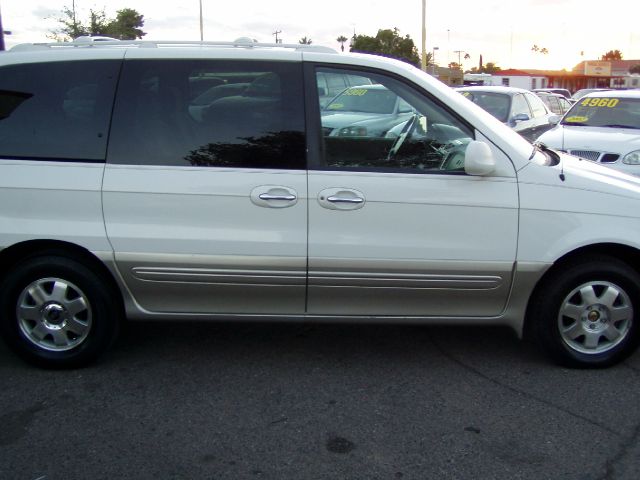 2003 Kia Sedona Open-top