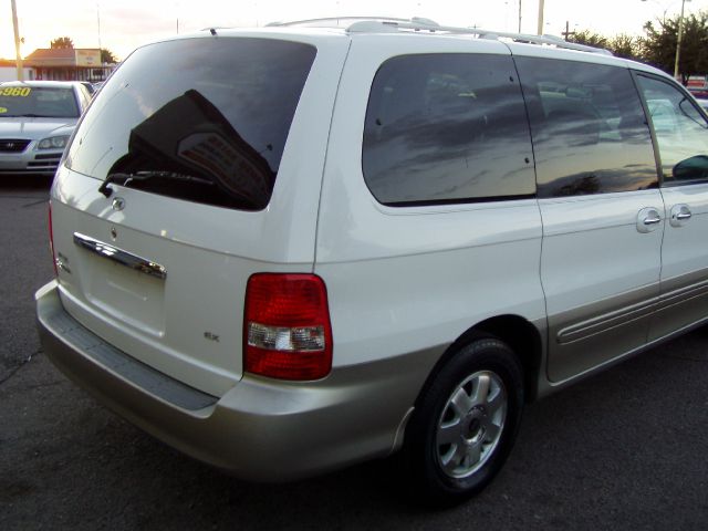 2003 Kia Sedona Open-top