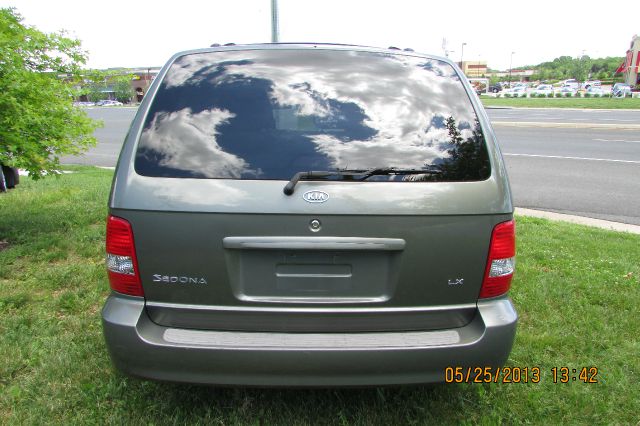 2003 Kia Sedona Elk Conversion Van