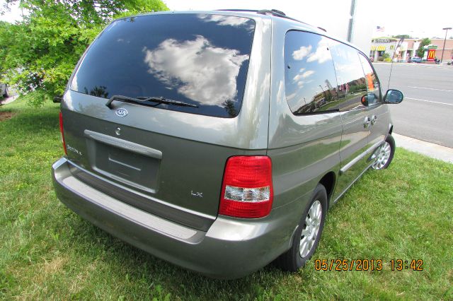2003 Kia Sedona Elk Conversion Van