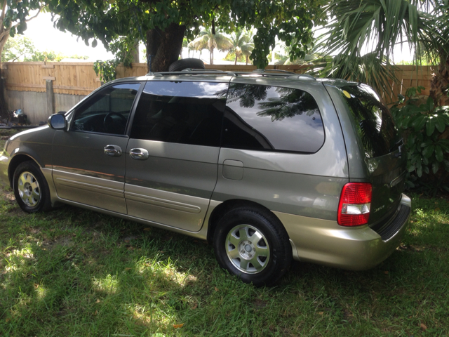 2003 Kia Sedona Open-top