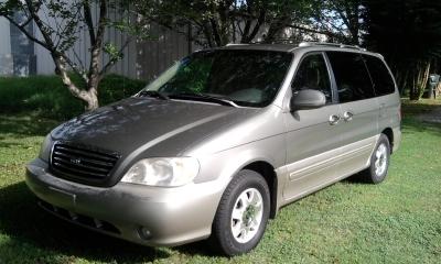 2003 Kia Sedona Open-top