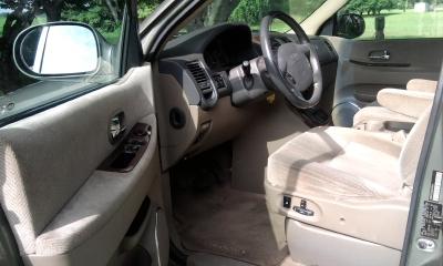 2003 Kia Sedona Open-top