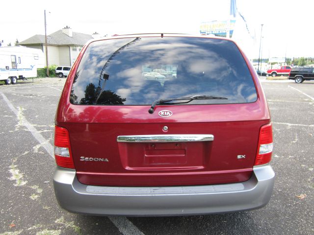 2003 Kia Sedona Open-top