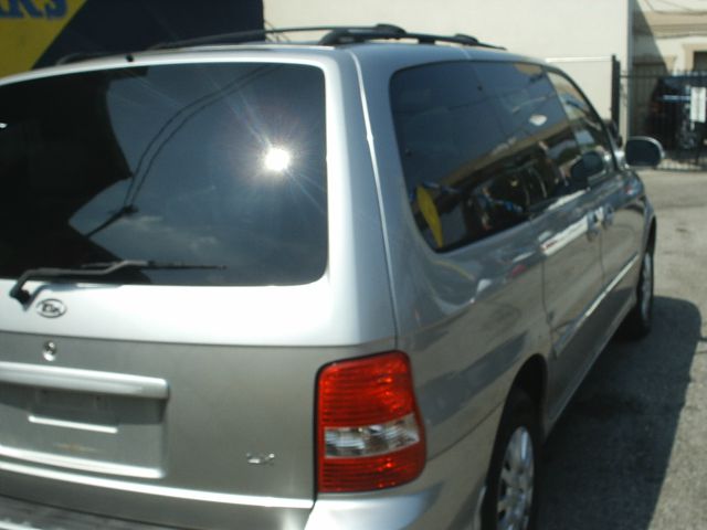2003 Kia Sedona Elk Conversion Van