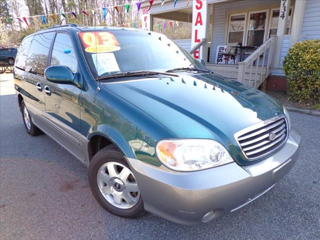 2003 Kia Sedona SL Pickup 4D 6 1/2 Ft