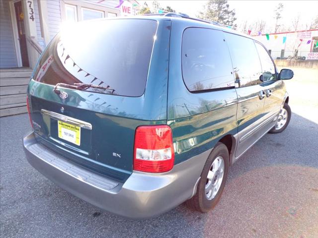 2003 Kia Sedona SL Pickup 4D 6 1/2 Ft
