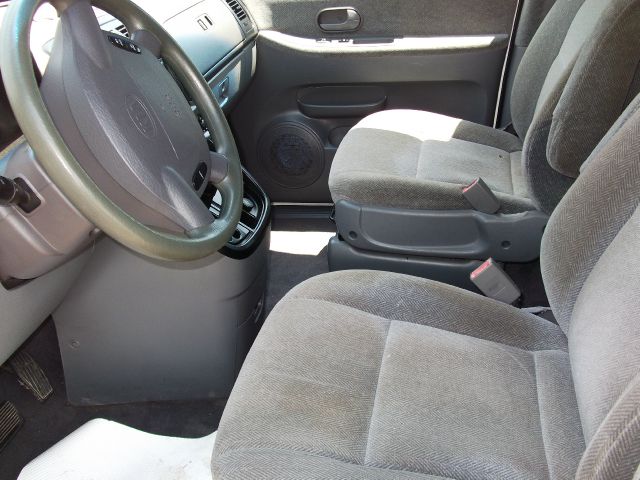 2003 Kia Sedona Elk Conversion Van
