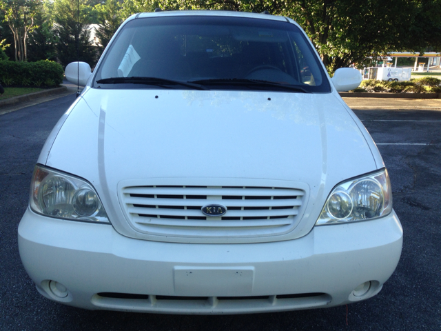 2003 Kia Sedona Elk Conversion Van