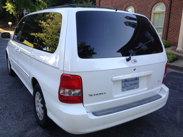 2003 Kia Sedona Elk Conversion Van