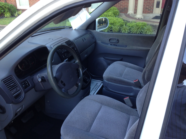 2003 Kia Sedona Elk Conversion Van