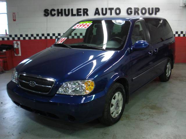 2004 Kia Sedona Elk Conversion Van