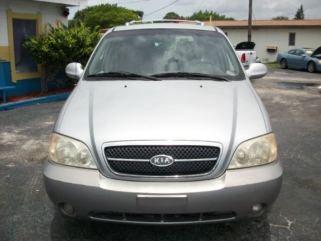 2004 Kia Sedona Open-top