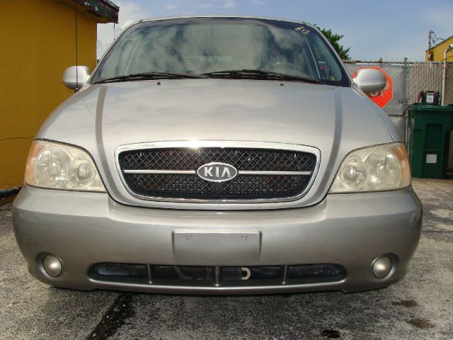 2004 Kia Sedona Open-top