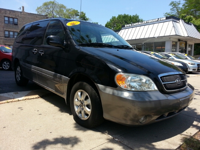 2004 Kia Sedona Unknown