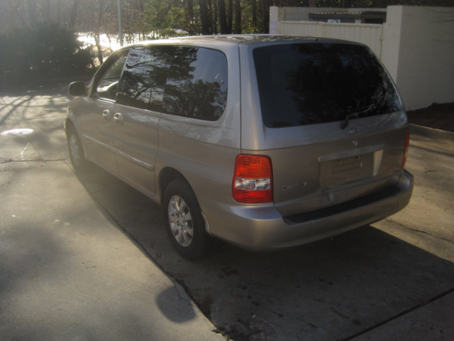 2004 Kia Sedona Elk Conversion Van