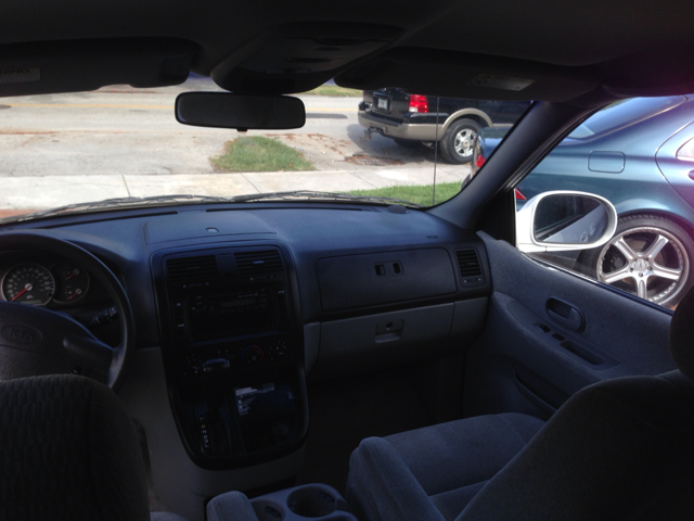 2004 Kia Sedona Elk Conversion Van