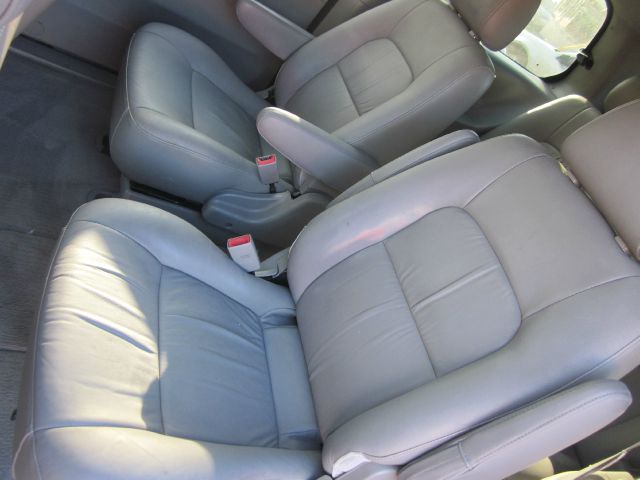 2004 Kia Sedona Open-top