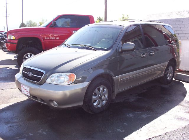 2004 Kia Sedona Open-top