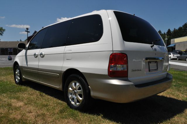2004 Kia Sedona Open-top