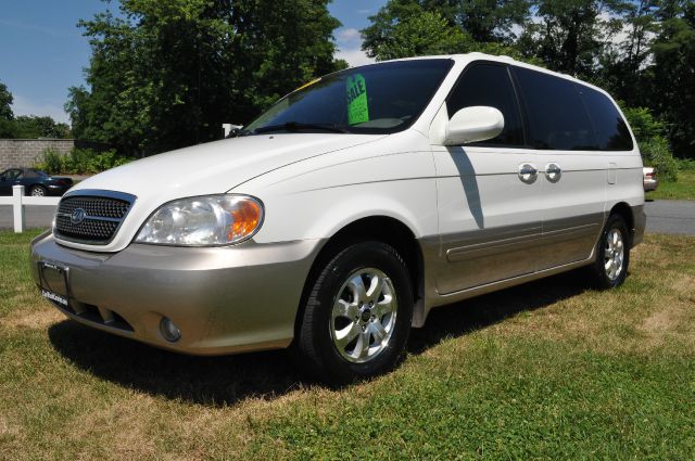 2004 Kia Sedona Open-top
