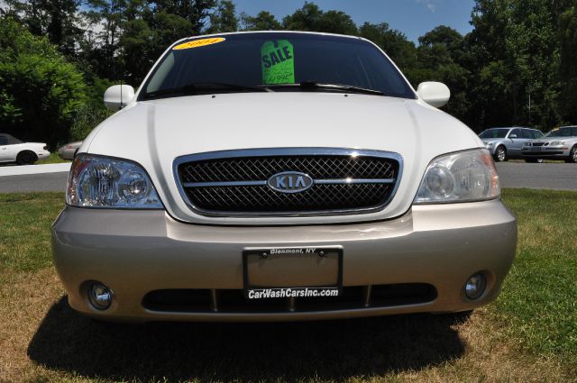 2004 Kia Sedona Open-top
