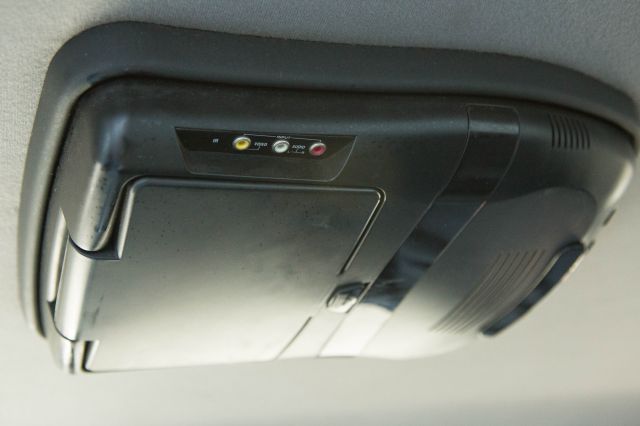 2004 Kia Sedona Open-top