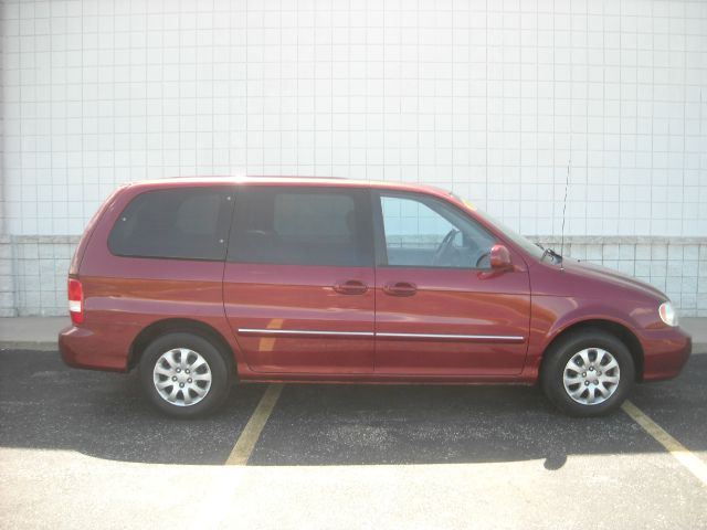 2004 Kia Sedona Elk Conversion Van