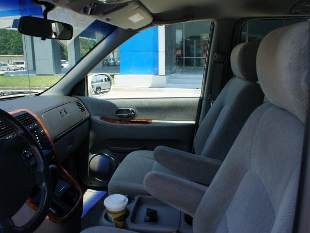 2004 Kia Sedona Elk Conversion Van