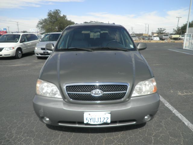 2004 Kia Sedona Open-top