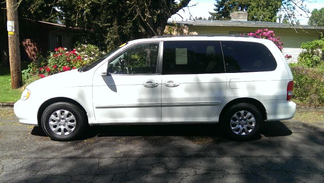 2005 Kia Sedona L.T. 4-w.d. 5.3L