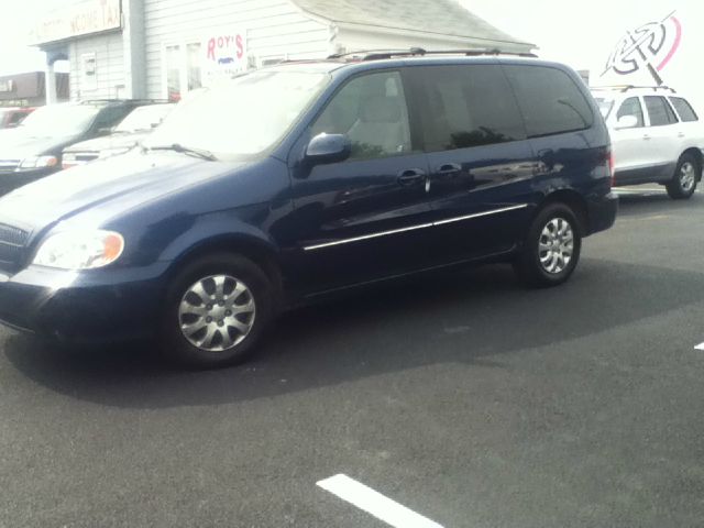 2005 Kia Sedona Elk Conversion Van