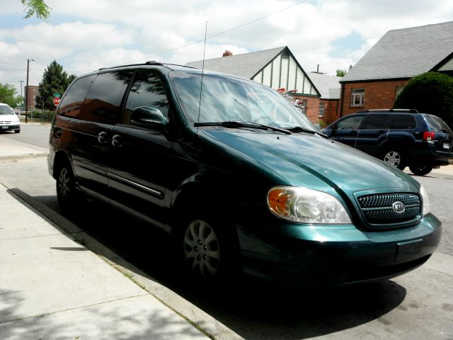 2005 Kia Sedona Unknown
