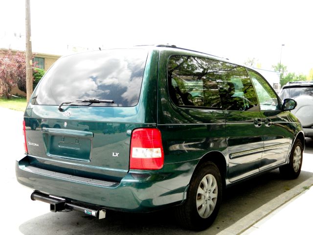 2005 Kia Sedona Unknown