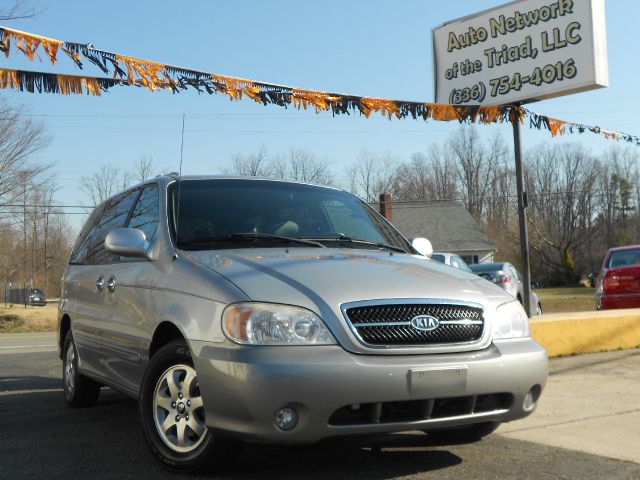 2005 Kia Sedona Open-top