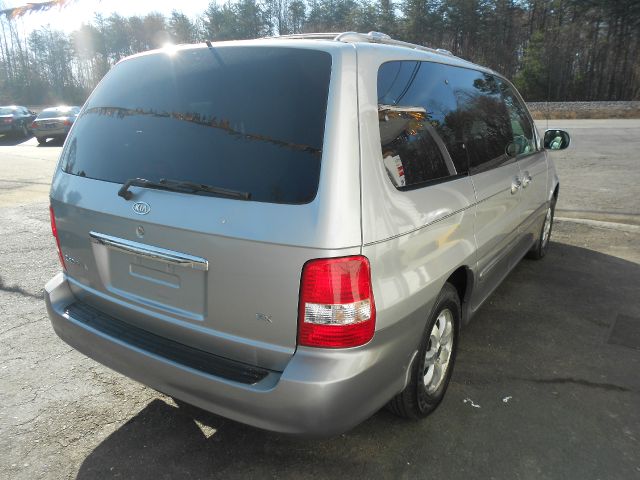 2005 Kia Sedona Open-top